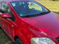Gebraucht VW Fox 75 PS (55 kW) 2005 Rot Kleinwagen