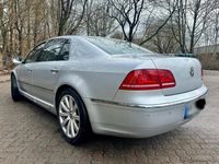 Gebraucht VW Phaeton 239 PS (175 kW) 2011 Silber Limousine