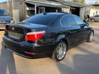 Gebraucht BMW 525 197 PS (144 kW) 2007 Black sapphire metallic Limousine