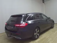 Gebraucht Mercedes C180 Avantgarde 170 PS (125 kW) 2023 Schwarz Kombi