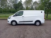 Gebraucht Ford Transit Custom 138 PS (101 kW) 2020 Weiß Van / Kleinbus