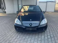 Gebraucht Mercedes A170 116 PS (85 kW) 2009 Kosmosschwarz  metalliclack Limousine