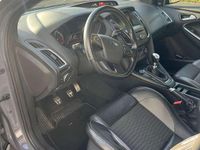 Gebraucht Ford Focus 250 PS (183 kW) 2015 Grau Limousine