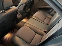 Second-hand Mercedes E320 224 CP (164 kW) 2003 Albastru Berlinǎ