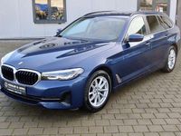 Gebraucht BMW 520 Performance 190 PS (139 kW) 2023 Phytonicblau Kombi