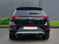 Neu VW T-Roc Pro 116 PS (85 kW) 2025 Schwarz SUV