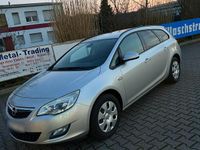 Gebraucht Opel Astra 110 PS (80 kW) 2011 Silber Kombi