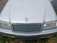 Gebraucht Mercedes C200 100 PS (73 kW) 2000 Silber Limousine