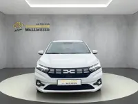 Usado Dacia Sandero Expression 101 CV (74 kW) 2025 Blanco Berlina