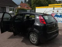 Gebraucht Fiat Punto 75 PS (55 kW) 2010 Schwarz Kleinwagen