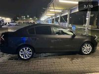 Gebraucht VW Passat 122 PS (89 kW) 2011 Braun Limousine
