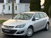 Gebraucht Opel Astra Edition 110 PS (80 kW) 2014 Silber Kombi