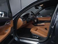 Gebraucht BMW 745e 394 PS (289 kW) 2019 Grau Limousine