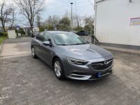 Gebraucht Opel Insignia 140 PS (102 kW) 2017 Grau Kombi