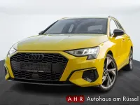 Gebraucht Audi A3 S-Line 150 PS (110 kW) 2023 Gelb Limousine