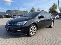 Używany Opel Astra Style 116 KM (85 kW) 2015 Sedan/Limuzyna