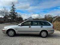 Gebraucht Volvo V40 101 PS (74 kW) 2003 Silber Kombi