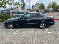 Gebraucht Mercedes E200 163 PS (119 kW) 2004 Schwarz Limousine