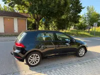 Gebraucht VW Golf VII 110 PS (80 kW) 2017 Schwarz Limousine