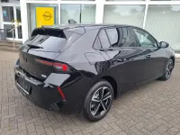 Gebraucht Opel Astra 131 PS (96 kW) 2024 Schwarz Kleinwagen
