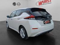 Gebraucht Nissan Leaf Tekna 110 kW (150 PS) 2022 M) (weiss Kleinwagen