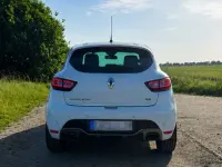 Gebraucht Renault Clio Trophy 220 PS (161 kW) 2016 Weiß Limousine