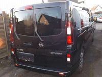 Gebraucht Opel Vivaro 125 PS (91 kW) 2018 Mitternacht schwarz (mi2) Van / Kleinbus