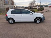 Gebraucht VW Golf VI 110 PS (80 kW) 2010 Weiß Kleinwagen