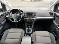 Gebraucht VW Sharan Comfortline 140 PS (102 kW) 2011 Blau Van / Kleinbus