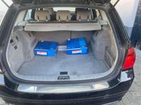 Gebraucht BMW 318 143 PS (105 kW) 2008 Schwarz Kombi