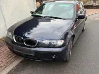 Gebraucht BMW 320 170 PS (125 kW) 2004 Blau Limousine