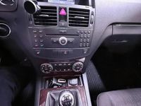 Gebraucht Mercedes C220 175 PS (128 kW) 2007 Grau Kombi