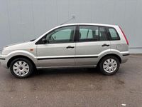 Gebraucht Ford Fusion Trend 80 PS (58 kW) 2004 Polarsilber metallic (metallic) Limousine