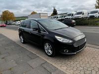 Gebraucht Ford S-MAX Titanium 209 PS (153 kW) 2015 Schwarz Van / Kleinbus