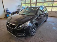 Gebraucht Peugeot 2008 Allure 130 PS (95 kW) 2019 Schwarz SUV