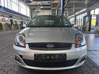 Gebraucht Ford Fiesta 80 PS (58 kW) 2007 Silber Kleinwagen