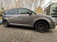 Gebraucht VW Touran 150 PS (110 kW) 2010 Grau Van / Kleinbus