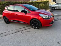 Gebraucht Renault Clio IV Initiale Paris 90 PS (66 kW) 2014 Rot Limousine