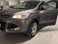 Gebraucht Ford Kuga Individual 182 PS (133 kW) 2014 Grau SUV