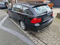 gebraucht BMW 318 d 8-fach bereift