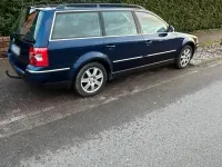 Gebraucht VW Passat 131 PS (96 kW) 2004 Blau Kombi
