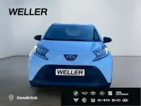 Gebraucht Toyota Aygo 72 PS (52 kW) 2023 Schneeweiß Kleinwagen