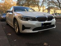 Gebraucht BMW 320 190 PS (139 kW) 2019 Weiß Limousine