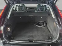 Gebraucht Volvo XC60 Inscription 455 PS (334 kW) 2022 Onyx schwarzmetallic SUV