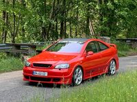 Gebraucht Opel Astra 286 PS (210 kW) 2002 Rot Coupé