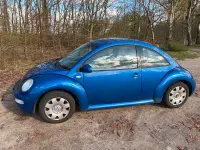 Gebraucht VW New Beetle 102 PS (75 kW) 2002 Blau Kleinwagen