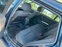 Gebraucht BMW 318 143 PS (105 kW) 2011 Blau Kombi