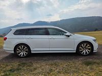 Gebraucht VW Passat Highline 150 PS (110 kW) 2019 Weiß Kombi