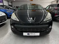 Gebraucht Peugeot 207 Allure 111 PS (81 kW) 2012 Schwarz obsidien/metallic Cabrio