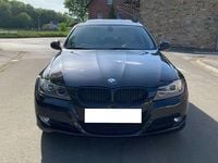 Gebraucht BMW 318 Sport Line 143 PS (105 kW) 2010 Schwarz Limousine